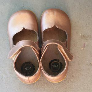 Livie & Luca Rose Gold Metallic Mary Jane - sz 12